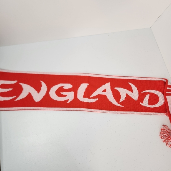 Adidas England Red White Fringe Football Soccer Scarf New NWT - Picture 3 of 6